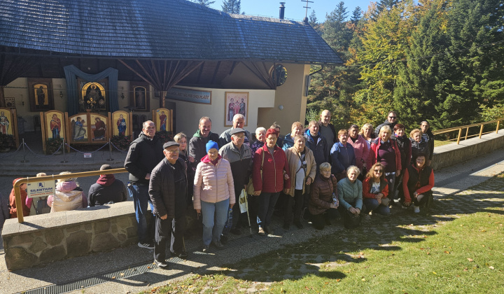 Aktuality / Výlet seniorov - Leluchów, Hora Zvir – Pútnické miesto Litmanová a Nestville čokoládovňa - foto