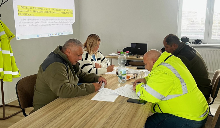 Aktuality / Školenie miestnej občianskej a preventívnej služby Chmiňany - foto